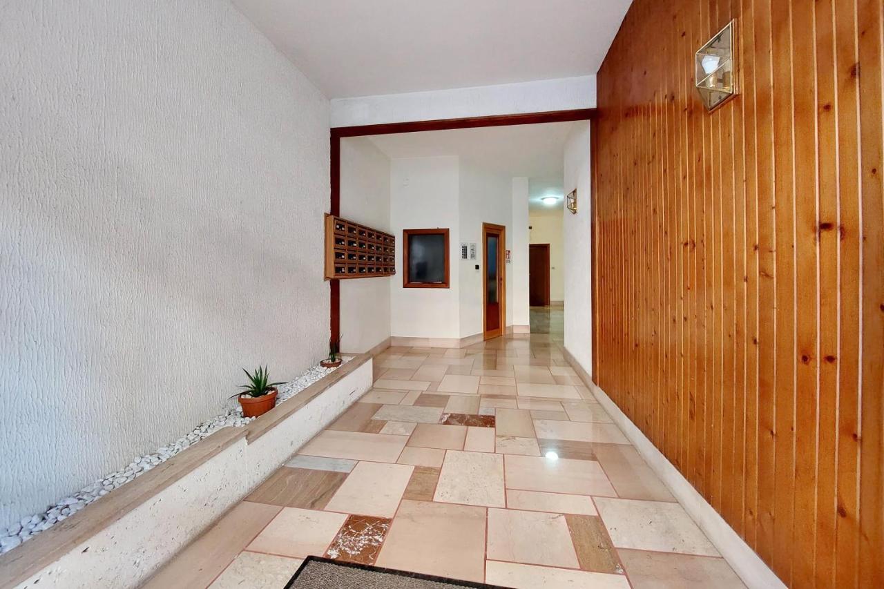 Vatican With Cute Terrace Appartement *