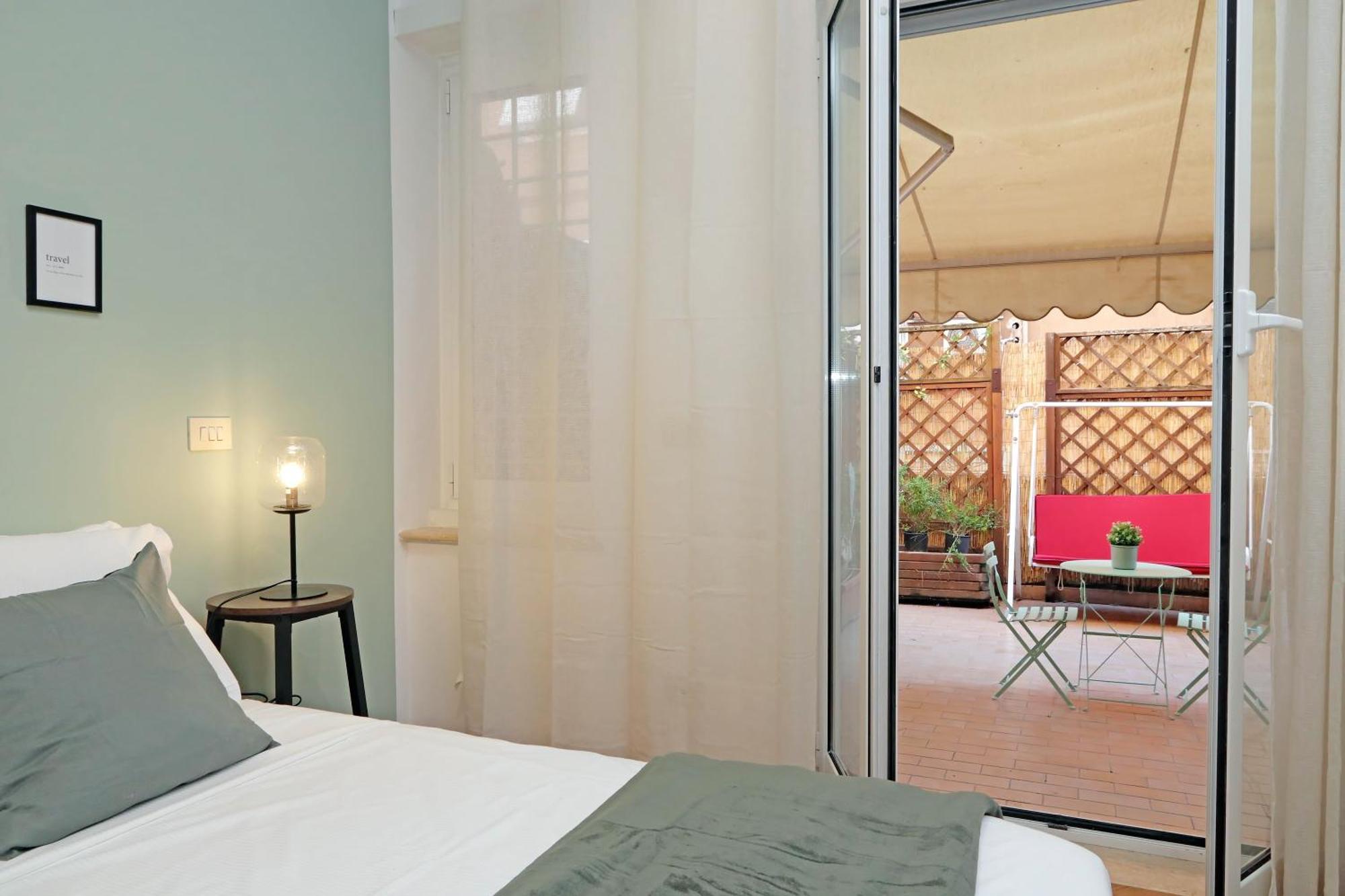 Appartement Vatican With Cute Terrace *